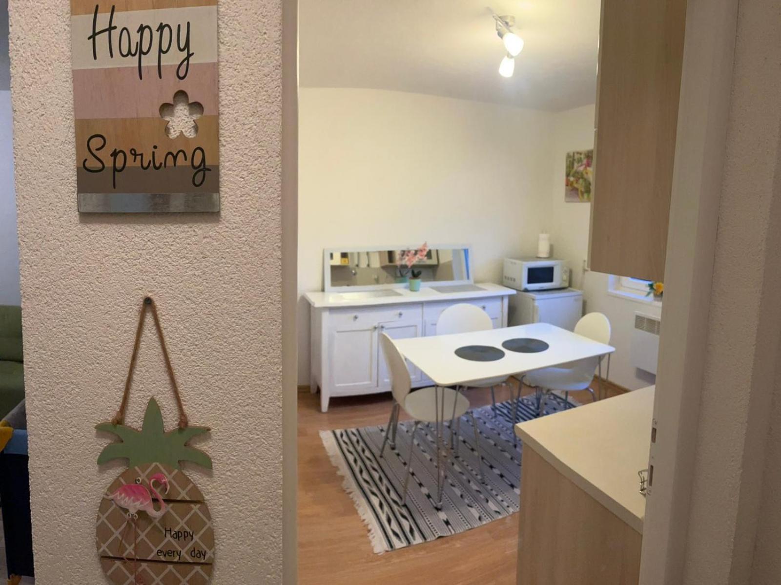 Lovely Apartment In Old Town 400M From City Center Sebilj Sarajevo Bagian luar foto