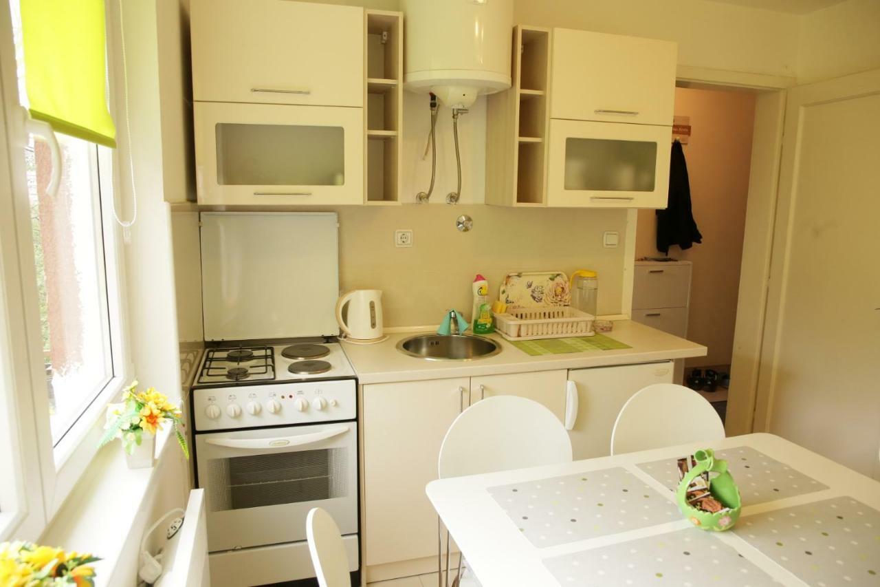 Lovely Apartment In Old Town 400M From City Center Sebilj Sarajevo Bagian luar foto