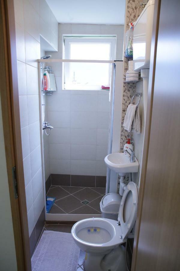 Lovely Apartment In Old Town 400M From City Center Sebilj Sarajevo Bagian luar foto
